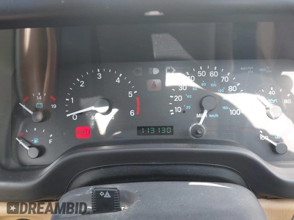1998 Jeep Wrangler Sport z VIN 1J4FY19S3WP776209, wystawiony jako IAAI lot #42493513 z przebiegiem 113 130 mil mil oraz . Historia ofert i sprzedaży dostępna na DreamBid. Obrazek 7.