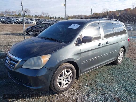 2006 Honda Odyssey EX-L with VIN 5FNRL38606B418349, listed as a IAAI auction lot 37968530 with 166,850 mi miles. Bid and sale history available at carsss.com. Image 2.