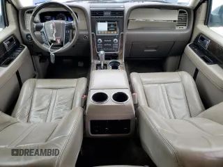 2016 Lincoln Navigator Select z VIN 5LMJJ2HT4GEL06104, wystawiony jako Copart lot #45291395 z przebiegiem 185 604 mil mil oraz Szkoda całkowita • Salvage title. Historia ofert i sprzedaży dostępna na DreamBid. Obrazek 8.