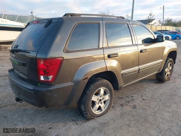 2006 Jeep Grand Cherokee Laredo with VIN 1J4GR48K06C163251, listed as a IAAI auction lot 41103169 with 186,346 mi miles. Bid and sale history available at carsss.com. Image 4.