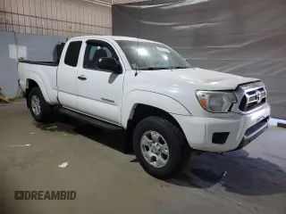 2015 Toyota Tacoma z VIN 5TFUX4EN7FX039029, wystawiony jako Copart lot #55161325 z przebiegiem 27 791 mil mil oraz Szkoda całkowita • Salvage title. Historia ofert i sprzedaży dostępna na DreamBid. Obrazek 4.