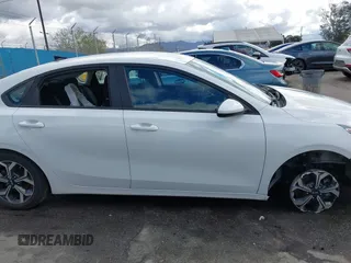 2019 Kia Forte LXS with VIN 3KPF24AD8KE080266, listed as a IAAI auction lot 41786741 with 115,799 mi miles and . Bid and sale history available at carsss.com. Image 13.