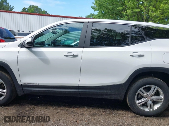 2024 GMC Terrain SLE with VIN 3GKALTEG0RL298699, listed as a IAAI auction lot 42222376 with 25,567 mi miles and . Bid and sale history available at DreamBid. Image 14.