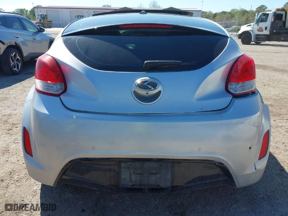 2012 Hyundai Veloster w/Black Int with VIN KMHTC6ADXCU036070, listed as a IAAI auction lot 41779990 with 1 mi miles. Bid and sale history available at carsss.com. Image 16.