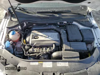 2015 Volkswagen CC Sport with VIN WVWBN7AN5FE803296, listed as a Copart auction lot 47953495 with 99,593 mi miles and Salvage Title. Bid and sale history available at DreamBid. Image 11.