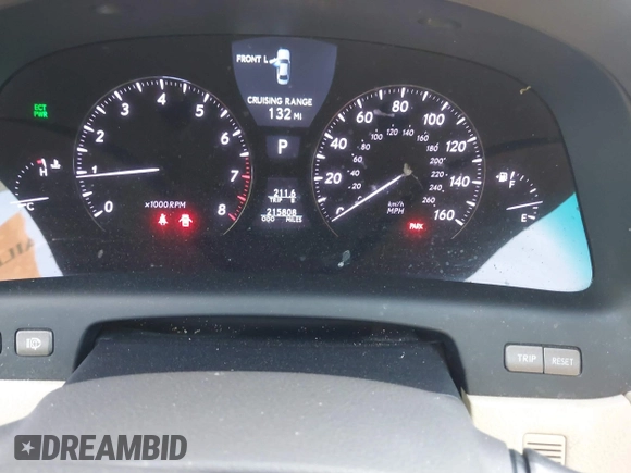 2011 Lexus LS 460 z VIN JTHBL5EF6B5104359, wystawiony jako IAAI lot #41808178 z przebiegiem 215 808 mil mil oraz . Historia ofert i sprzedaży dostępna na DreamBid. Obrazek 15.