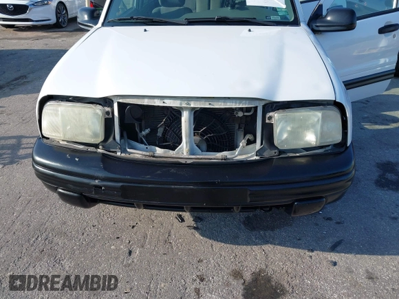 2001 Chevrolet Tracker z VIN 2CNBE13C916939402, wystawiony jako IAAI lot #42232082 z przebiegiem 103 693 mil mil oraz . Historia ofert i sprzedaży dostępna na DreamBid. Obrazek 6.