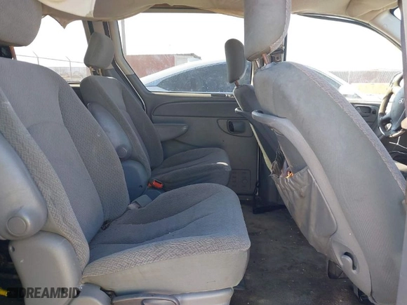 2006 Dodge Caravan SXT with VIN 1D8GP45R86B738085, listed as a IAAI auction lot 41259249 with 235,595 mi miles. Bid and sale history available at carsss.com. Image 8.