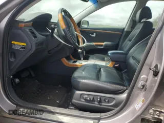 2006 Hyundai Azera SE with VIN KMHFC46F76A038943, listed as a Copart auction lot 63933985 with 55,357 mi miles and Clean title. Bid and sale history available at DreamBid. Image 7.