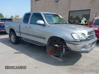 2001 Toyota Tundra SR5 with VIN 5TBRN34101S151862, listed as a IAAI auction lot 42130664 with 228,990 mi miles and . Bid and sale history available at DreamBid. Image 1.