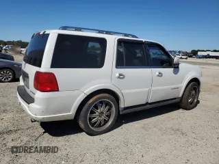 2006 Lincoln Navigator Luxury with VIN 5LMFU27596LJ21685, listed as a Copart auction lot 48166185 with 0 mi miles and Salvage Title. Bid and sale history available at carsss.com. Image 3.