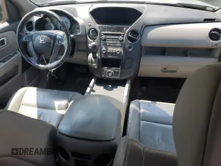 2013 Honda Pilot EX-L z VIN 5FNYF4H74DB036971, wystawiony jako Copart lot #57299475 z przebiegiem 119 243 mil mil oraz Czysty tytuł • Clean title. Historia ofert i sprzedaży dostępna na DreamBid. Obrazek 8.