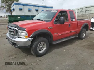 2000 Ford F-250 XL z VIN 1FTNX21F3YEB23015, wystawiony jako Copart lot #55260865 z przebiegiem 202 885 mil mil oraz Szkoda całkowita • Salvage title. Historia ofert i sprzedaży dostępna na DreamBid. Obrazek 1.