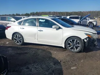 2017 Nissan Altima 2.5 SV with VIN 1N4AL3AP0HC167371, listed as a IAAI auction lot 41456337 with 79,429 mi miles. Bid and sale history available at carsss.com. Image 13.