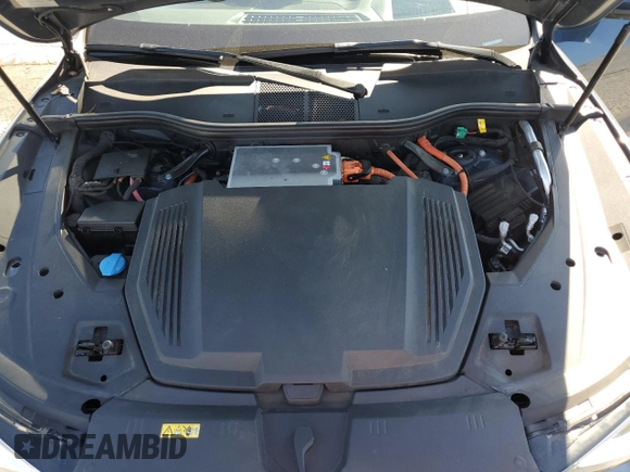 2020 Audi e-tron Sportback Prestige with VIN WA13ABGE0LB032568, listed as a Copart auction lot 56541685 with 59,360 mi miles and Salvage title. Bid and sale history available at DreamBid. Image 12.