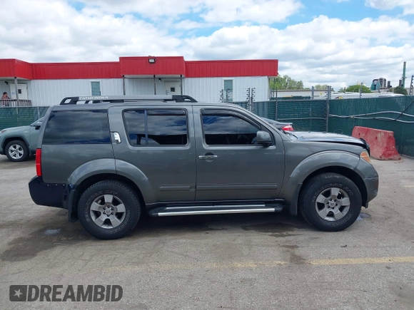 2005 Nissan Pathfinder SE z VIN 5N1AR18W25C701343, wystawiony jako IAAI lot #42209613 z przebiegiem 231 149 mil mil oraz . Historia ofert i sprzedaży dostępna na DreamBid. Obrazek 13.