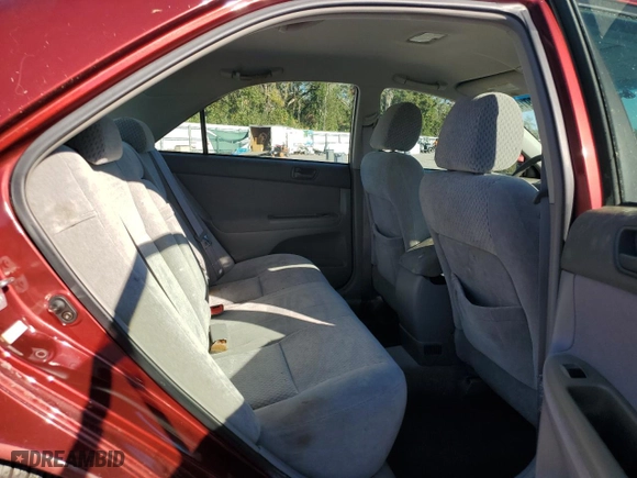 2004 Toyota Camry LE with VIN 4T1BF32K14U064646, listed as a Copart auction lot 83047914 with 44,578 mi miles and Salvage Title. Bid and sale history available at carsss.com. Image 10.
