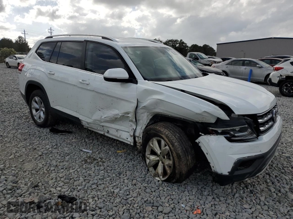 2019 Volkswagen Atlas SE z VIN 1V2DP2CA4KC608035, wystawiony jako Copart lot #79404024 z przebiegiem 90 464 mil mil oraz Szkoda całkowita • Salvage title. Historia ofert i sprzedaży dostępna na DreamBid. Obrazek 4.
