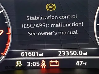 2020 Audi Q5 Premium Plus with VIN WA1BNAFY7L2023291, listed as a IAAI auction lot 41514012 with 61,601 mi miles. Bid and sale history available at carsss.com. Image 15.