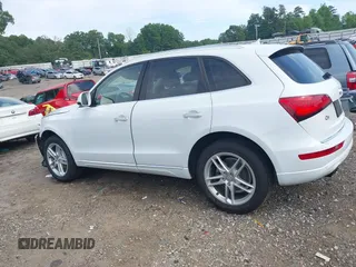 2017 Audi Q5 Premium Plus z VIN WA1L2AFP2HA033745, wystawiony jako IAAI lot #42277650 z przebiegiem 184 476 mil mil oraz . Historia ofert i sprzedaży dostępna na DreamBid. Obrazek 14.