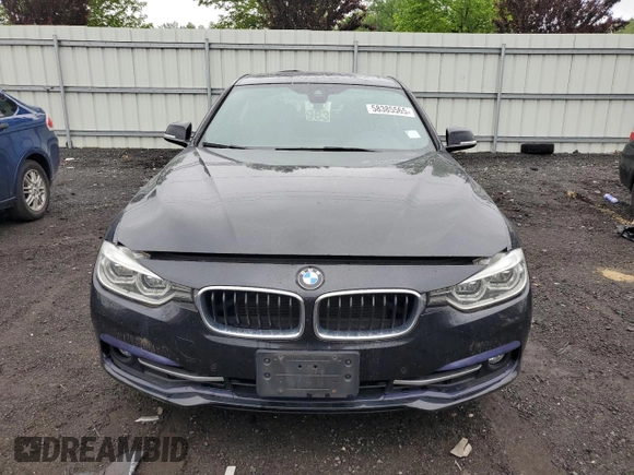 2017 BMW 3 Series 330i xDrive z VIN WBA8D9C31HA005129, wystawiony jako Copart lot #58385565 z przebiegiem 91 256 mil mil oraz Szkoda całkowita • Salvage title. Historia ofert i sprzedaży dostępna na DreamBid. Obrazek 5.