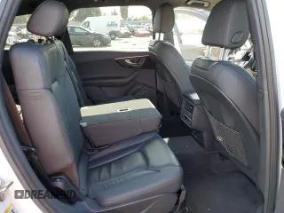 2023 Audi Q7 Premium z VIN WA1ACBF76PD017751, wystawiony jako Copart lot #44049515 z przebiegiem 24 572 mil mil oraz Szkoda całkowita • Salvage title. Historia ofert i sprzedaży dostępna na DreamBid. Obrazek 10.