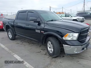 2014 Ram 1500 Big Horn z VIN 1C6RR7LT5ES476209, wystawiony jako IAAI lot #42078746 z przebiegiem 201 197 mil mil oraz . Historia ofert i sprzedaży dostępna na DreamBid. Obrazek 1.