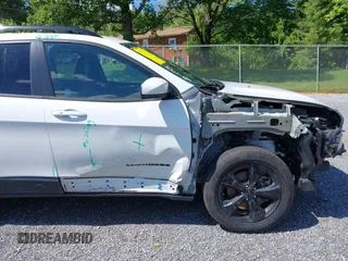 2017 Jeep Cherokee High Altitude with VIN 1C4PJMDS5HW567912, listed as a IAAI auction lot 42212145 with 136,130 mi miles and . Bid and sale history available at DreamBid. Image 18.