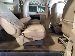 2006 Ford Econoline Passenger XL with VIN 1FMRE11L36HB21604, listed as a Copart auction lot 72349574 with 270,171 mi miles and Clean title. Bid and sale history available at DreamBid. Image 11.