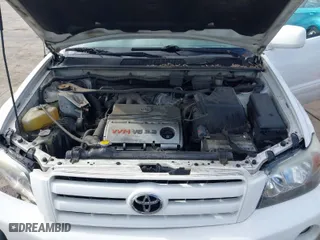 2006 Toyota Highlander w/3rd Row with VIN JTEDP21A560093649, listed as a IAAI auction lot 41815683 with 228,745 mi miles. Bid and sale history available at carsss.com. Image 10.