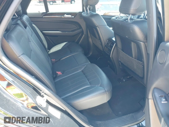 2017 Mercedes-Benz GLE 350 z VIN 4JGDA5HB3HA823802, wystawiony jako IAAI lot #42327672 z przebiegiem 84 538 mil mil oraz . Historia ofert i sprzedaży dostępna na DreamBid. Obrazek 8.