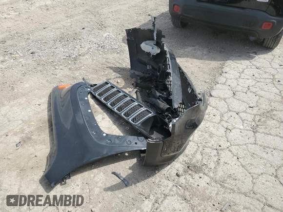 2020 Jeep Renegade Altitude with VIN ZACNJABB4LPL31196, listed as a Copart auction lot 54379645 with 85,154 mi miles and Salvage title. Bid and sale history available at DreamBid. Image 12.
