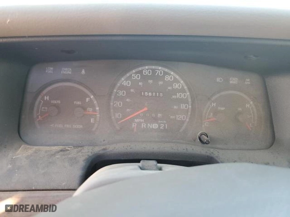 2005 Ford Crown Victoria LX with VIN 2FAFP74W75X129929, listed as a Copart auction lot 89020125 with 156,115 mi miles and Salvage Title. Bid and sale history available at carsss.com. Image 9.