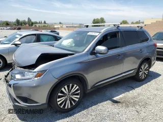 2019 Mitsubishi Outlander ES with VIN JA4AZ3A38KZ026858, listed as a Copart auction lot 60367545 with 108,506 mi miles and Salvage title. Bid and sale history available at DreamBid. Image 1.