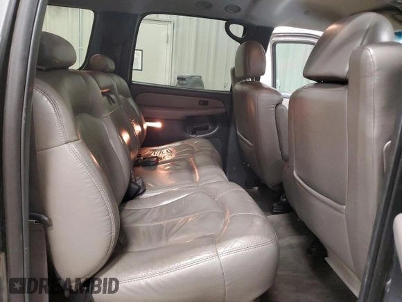 2002 Chevrolet Suburban LT with VIN 3GNGK26G12G314139, listed as a Copart auction lot 50839905 with 187,625 mi miles and Clean Title. Bid and sale history available at carsss.com. Image 11.
