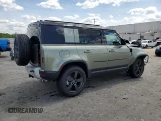 2025 Land Rover Defender S z VIN SALEJ7EX3S2380226, wystawiony jako Copart lot #53736705 z przebiegiem 1 800 mil mil oraz Szkoda całkowita • Salvage title. Historia ofert i sprzedaży dostępna na DreamBid. Obrazek 3.