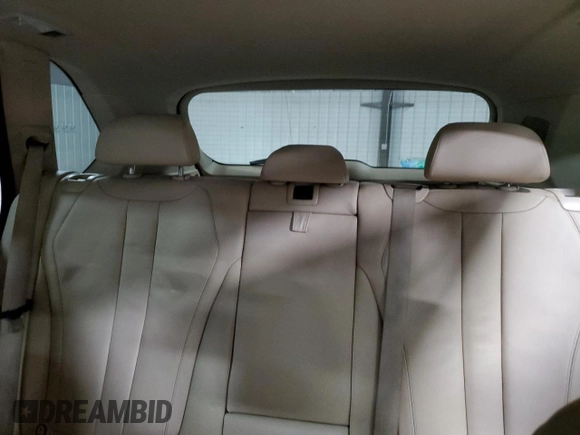 2015 BMW X5 xDrive35d z VIN 5UXKS4C50F0J97812, wystawiony jako Copart lot #58724165 z przebiegiem 214 884 mil mil oraz Czysty tytuł • Clean title. Historia ofert i sprzedaży dostępna na DreamBid. Obrazek 10.