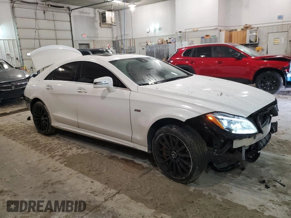 2015 Mercedes-Benz CLS-Class CLS 550 with VIN WDDLJ9BB0FA153239, listed as a Copart auction lot 86365874 with 84,081 mi miles and Salvage Title. Bid and sale history available at carsss.com. Image 4.