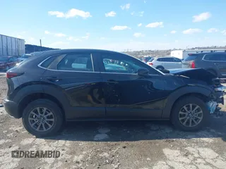 2021 Mazda CX-30 S with VIN 3MVDMBAL5MM249910, listed as a IAAI auction lot 41875515 with 39,190 mi miles and . Bid and sale history available at carsss.com. Image 12.