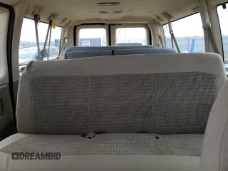 2005 Ford Econoline Passenger XL с VIN 1FBNE31L25HA98706, выставлен на аукционе Copart как лот 49968105 с пробегом 186 670 миль миль и Списание • Salvage title. История ставок и продаж доступна на DreamBid. Изображение 10.