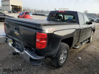 2018 Chevrolet Silverado 1500 LT with VIN 1GCVKREH0JZ175249, listed as a Copart auction lot 88980775 with 65,417 mi miles and Salvage Title. Bid and sale history available at carsss.com. Image 3.