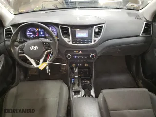 2017 Hyundai Tucson SE with VIN KM8J3CA43HU409768, listed as a Copart auction lot 45469895 with 100,657 mi miles and Salvage Title. Bid and sale history available at carsss.com. Image 8.