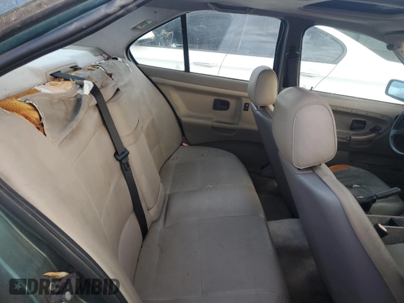 1992 BMW 3 Series with VIN WBACB4312NFF92380, listed as a Copart auction lot 42348295 with 230,057 mi miles and Clean title. Bid and sale history available at DreamBid. Image 10.