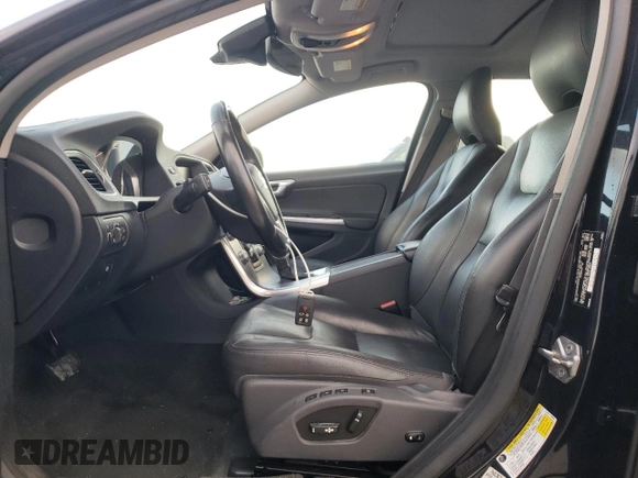 2017 Volvo V60 Premier with VIN YV140MEK6H1335489, listed as a Copart auction lot 79874833 with 86,244 mi miles. Bid and sale history available at carsss.com. Image 7.