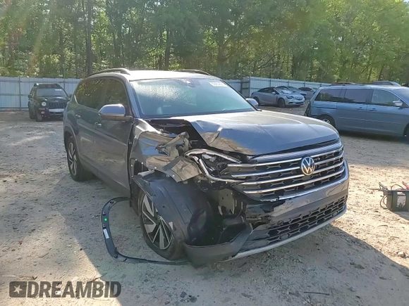 2024 Volkswagen Atlas SE with VIN 1V2JR2CA1RC598507, listed as a Copart auction lot 52904865 with 9,075 mi miles and Salvage title. Bid and sale history available at DreamBid. Image 12.
