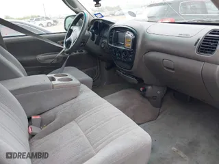 2002 Toyota Tundra SR5 with VIN 5TBRT34102S317322, listed as a IAAI auction lot 41907115 with 192,277 mi miles. Bid and sale history available at carsss.com. Image 5.