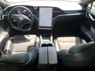 2018 Tesla Model S 75D with VIN 5YJSA1E29JF281143, listed as a Copart auction lot 54208145 with 132,722 mi miles and Salvage title. Bid and sale history available at DreamBid. Image 8.