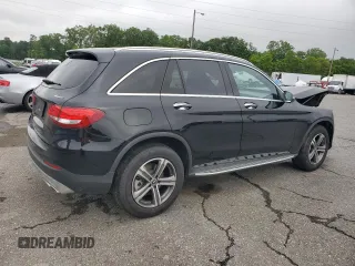 2019 Mercedes-Benz GLC 300 z VIN WDC0G4KB0KV164978, wystawiony jako Copart lot #58817545 z przebiegiem 85 271 mil mil oraz Szkoda całkowita • Salvage title. Historia ofert i sprzedaży dostępna na DreamBid. Obrazek 3.