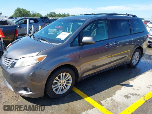 2017 Toyota Sienna XLE Auto Access Seat with VIN 5TDYZ3DC2HS778209, listed as a IAAI auction lot 42225530 with 164,524 mi miles and . Bid and sale history available at DreamBid. Image 19.