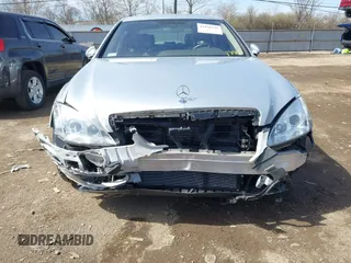 2007 Mercedes-Benz S 550 z VIN WDDNG71X07A036433, wystawiony jako IAAI lot #41860436 z przebiegiem 89 873 mil mil oraz . Historia ofert i sprzedaży dostępna na DreamBid. Obrazek 6.
